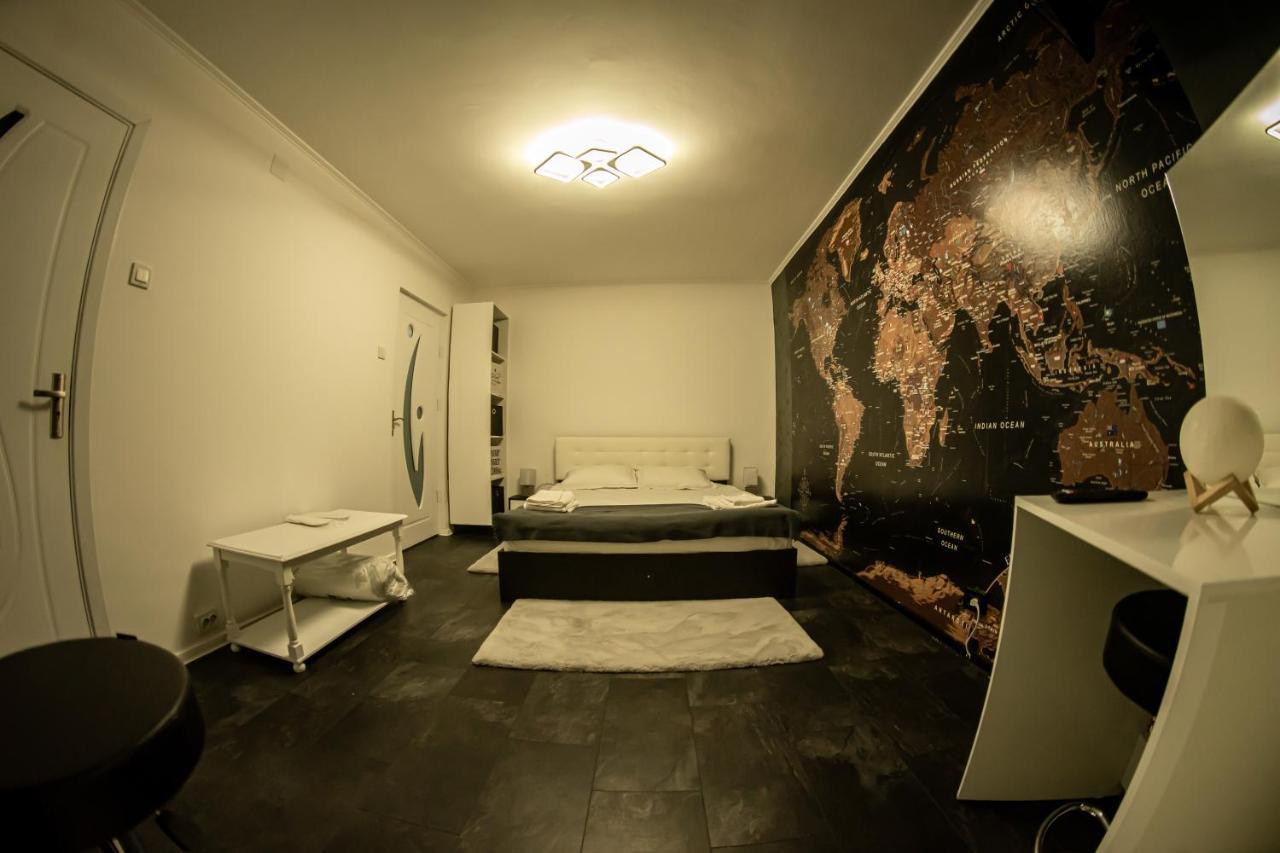 Studio Six Continents Petroşani Dış mekan fotoğraf